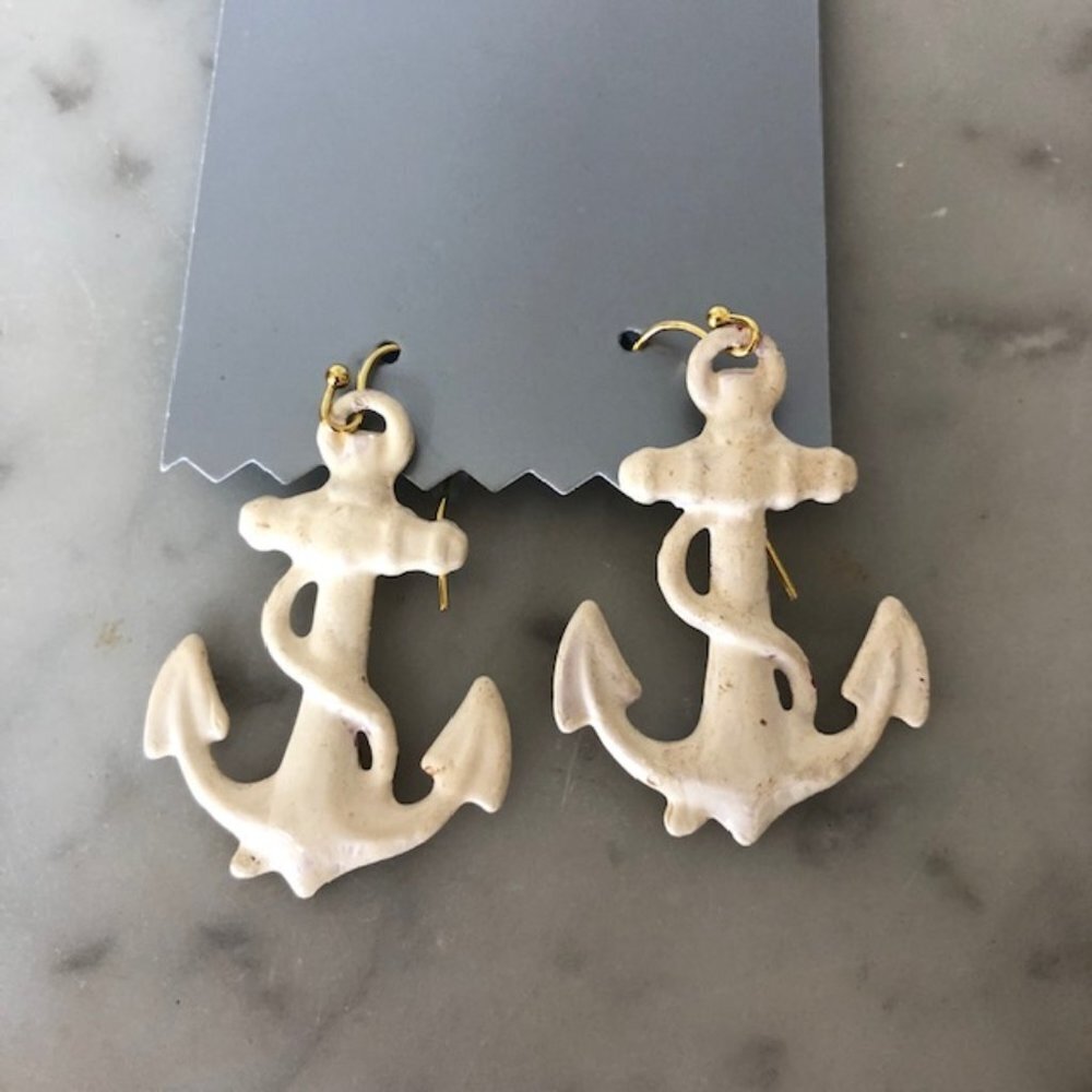 VINTAGE Anchor Dangle Earrings Cream Metal For Pierced Ears